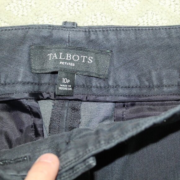 Talbots Women's Size 10P Chambray Dark Blue Bermuda 9" Shorts - Picture 3 of 6
